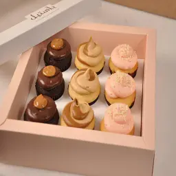 علبة كب كيك